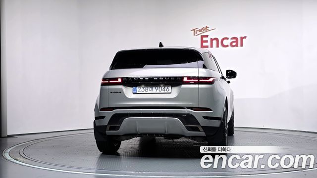 Land Rover Range Rover Evoque P250 Dynamic SE — пробег 6 180 км — фото 4 из 5
