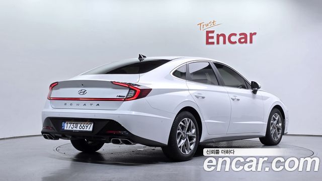 Hyundai Sonata 2.0 Premium Family — пробег 46 527 км — фото 2 из 5