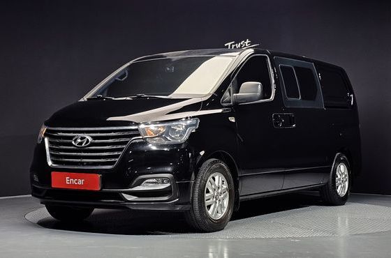 Hyundai Starex Van 5-Seater Modern — пробег 406 460 км — фото 1 из 5