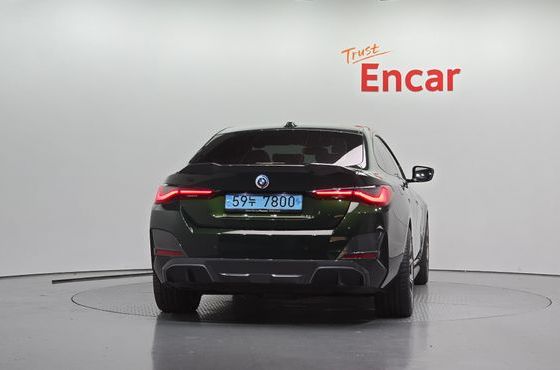 BMW i4 eDrive40 M Sports Pro — пробег 42 638 км — фото 4 из 5