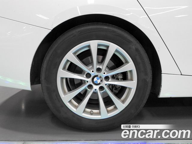 BMW Gran Turismo GT 320d xDrive — пробег 110 789 км — фото 5 из 5