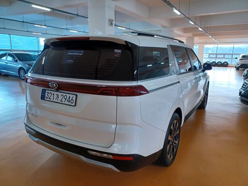 Kia Carnival Diesel 9-Seater Prestige — пробег 118 656 км — фото 4 из 5
