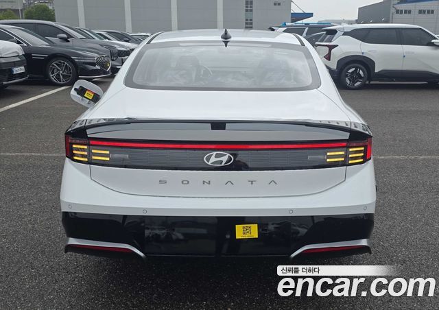 Hyundai Sonata 1.6 Turbo S — пробег 1 км — фото 3 из 5