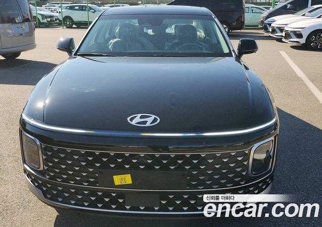 Hyundai Grandeur Premium — пробег 1 км — фото 1 из 5