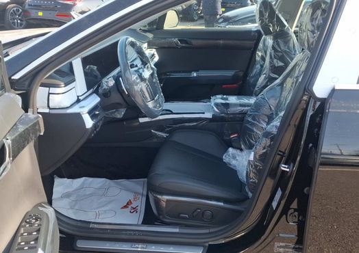 Hyundai Grandeur Premium — пробег 1 км — фото 4 из 5