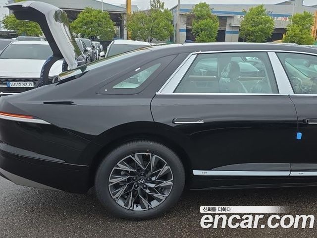 Hyundai Grandeur Premium — пробег 8 км — фото 5 из 5