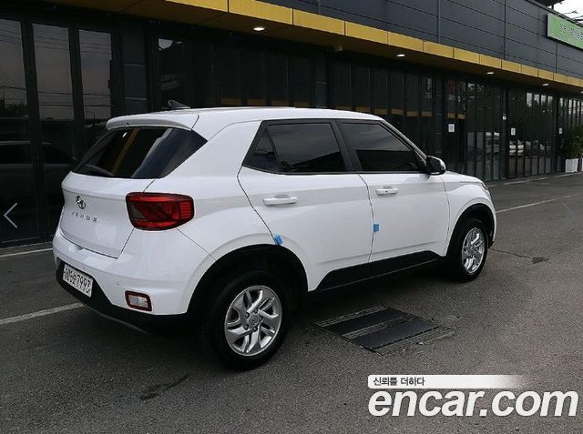 Hyundai Venue из Кореи Encar