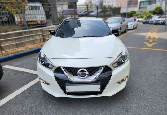 Nissan Maxima 3.5 Platinum — пробег 39 000 км — фото 1 из 5