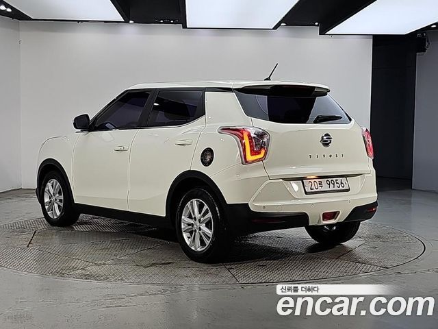 Ssangyong TIBOLI из Кореи Encar