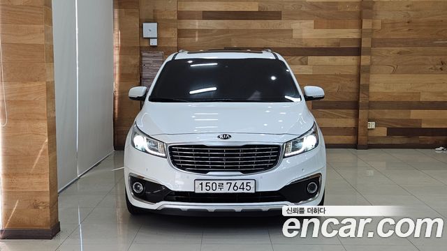 Kia Carnival 9-seater Noblesse — пробег 215 710 км — фото 3 из 5