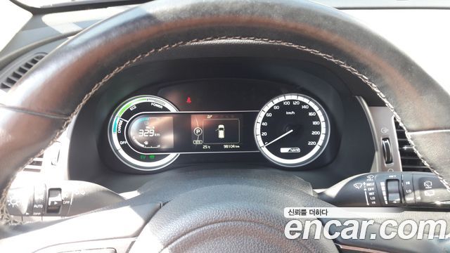 Kia Niro Prestige — пробег 98 081 км — фото 5 из 5