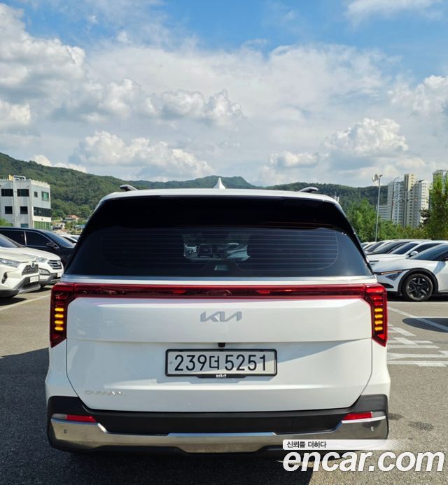 Kia Carnival Diesel 9-Seater Signature — пробег 22 984 км — фото 4 из 5