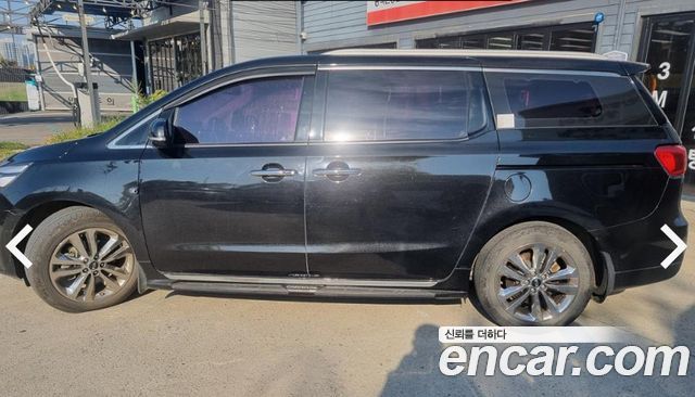 Kia Carnival 9-seater Noblesse — пробег 137 633 км — фото 3 из 5