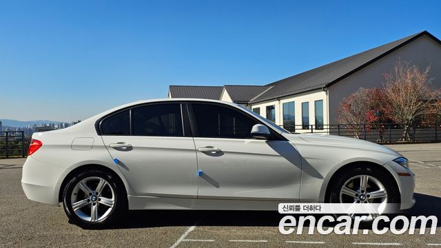 BMW 3-Series 320d xDrive — пробег 205 980 км — фото 3 из 5