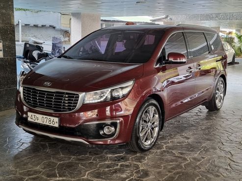 Kia Carnival 9-seater Prestige — пробег 153 135 км — фото 3 из 5