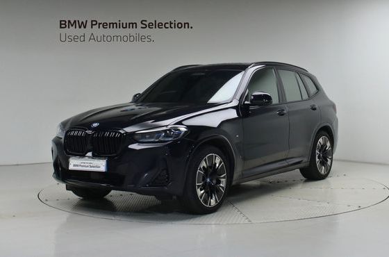 BMW iX3 M Sports — пробег 88 460 км — фото 1 из 5