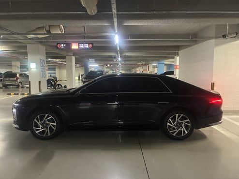 Hyundai Grandeur Premium — пробег 800 км — фото 4 из 5