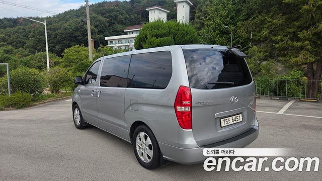 Hyundai Starex Wagon 12-Seater Smart — пробег 110 225 км — фото 3 из 5