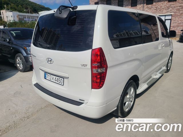 Hyundai Starex 4WD Wagon 12-Seater Smart — пробег 132 779 км — фото 4 из 5