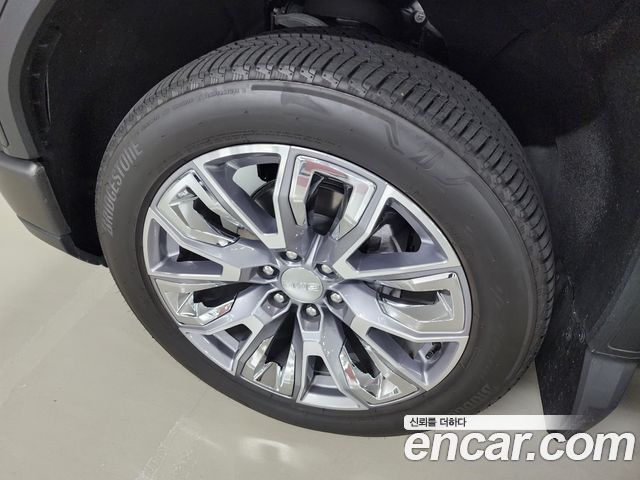 GMC Sierra Denali-X — пробег 17 697 км — фото 5 из 5