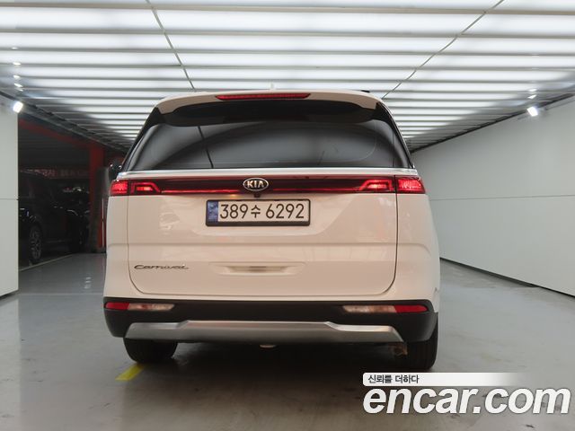 Kia Carnival Diesel 9-Seater Noblesse — пробег 114 252 км — фото 4 из 5