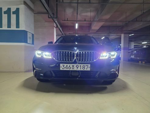 BMW 3-Series 330i xDrive Luxury — пробег 38 063 км — фото 3 из 5