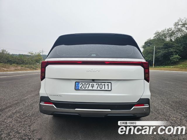 Kia Carnival Gasoline 7-Seater Noblesse — пробег 56 000 км — фото 4 из 5