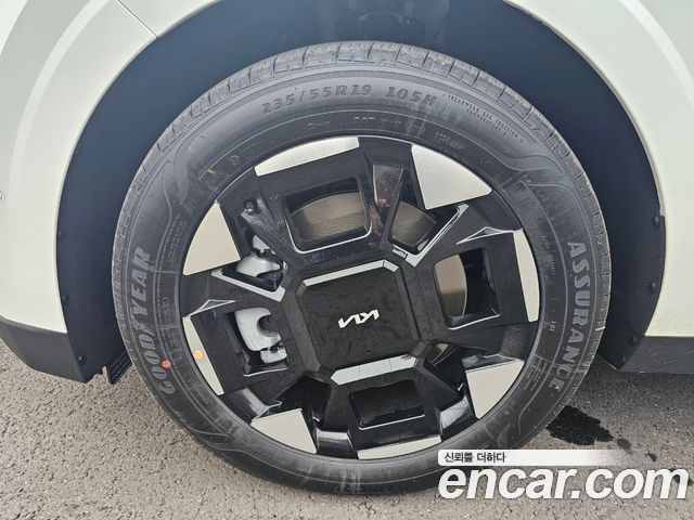 Kia Carnival Gasoline 7-Seater Noblesse — пробег 56 000 км — фото 5 из 5