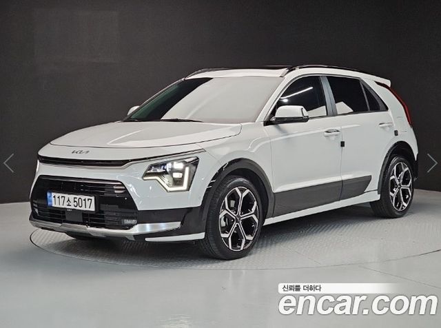 Kia Niro Signature — пробег 25 476 км — фото 1 из 5