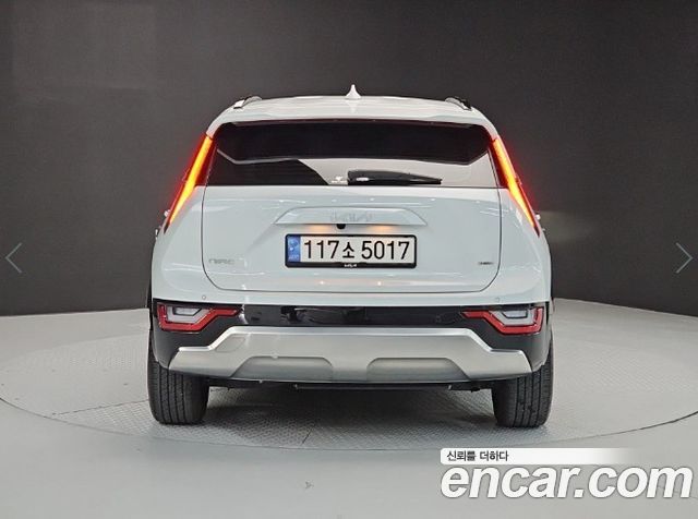 Kia Niro Signature — пробег 25 476 км — фото 3 из 5