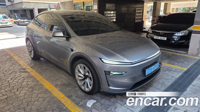 Tesla Model Y Long Range Launch Edition AWD — пробег 18 000 км — фото 3 из 5