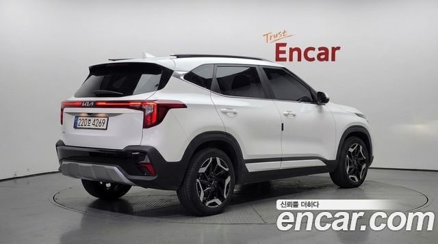Kia Seltos Gasoline 2.0 2WD Signature — пробег 27 758 км — фото 2 из 5