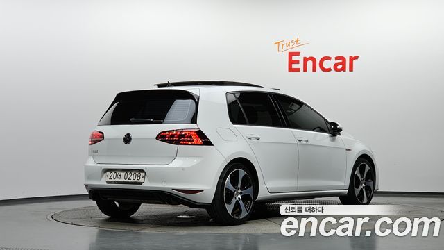 Volkswagen Golf из Кореи Encar