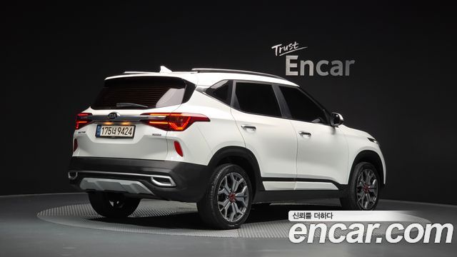 Kia Seltos из Кореи Encar
