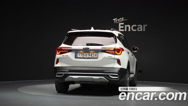 Kia Seltos из Кореи Encar