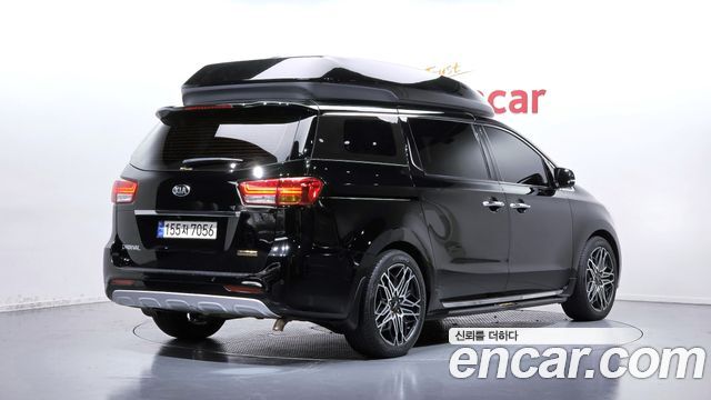 Kia Carnival из Кореи Encar
