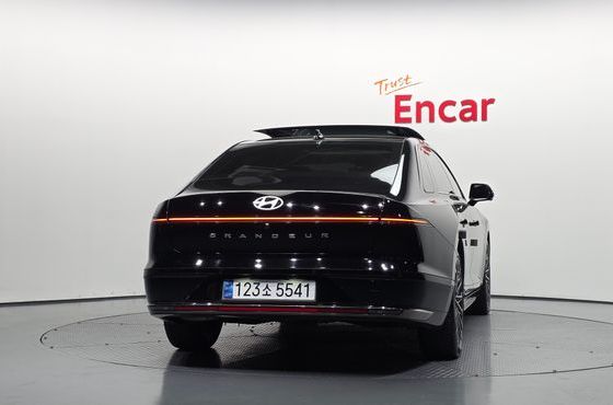 Hyundai Grandeur Calligraphy — пробег 67 700 км — фото 4 из 5
