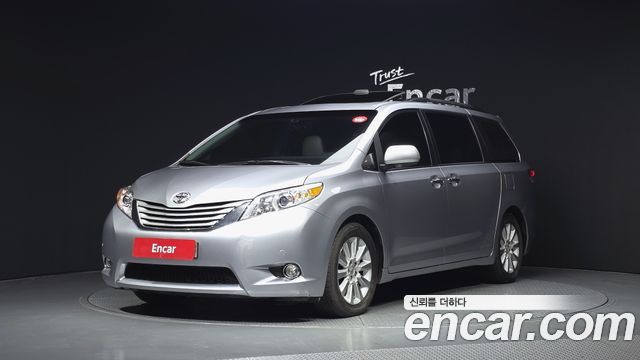 Toyota Sienna 3.5 — пробег 176 901 км — фото 1 из 5