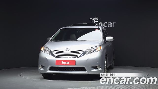 Toyota Sienna 3.5 — пробег 176 901 км — фото 3 из 5