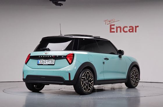 Mini Cooper Favoured — пробег 40 954 км — фото 2 из 5