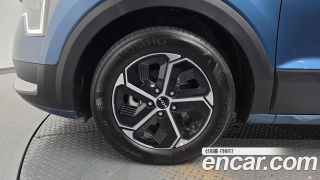 Kia Niro Prestige — пробег 22 872 км — фото 5 из 5