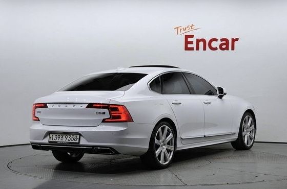 Volvo S90 D5 AWD Inscription — пробег 96 186 км — фото 2 из 5