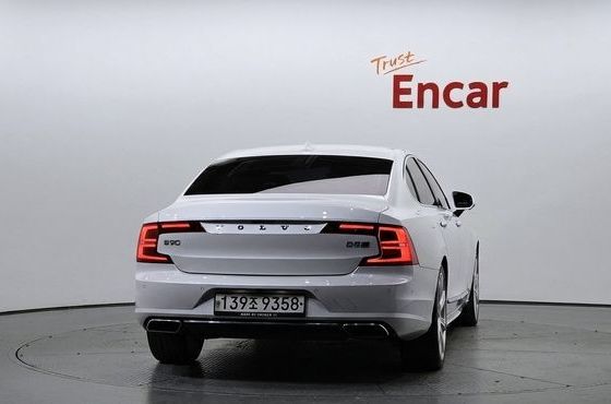 Volvo S90 D5 AWD Inscription — пробег 96 186 км — фото 4 из 5