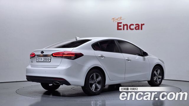 Kia K3 из Кореи Encar