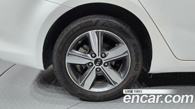 Kia K3 из Кореи Encar