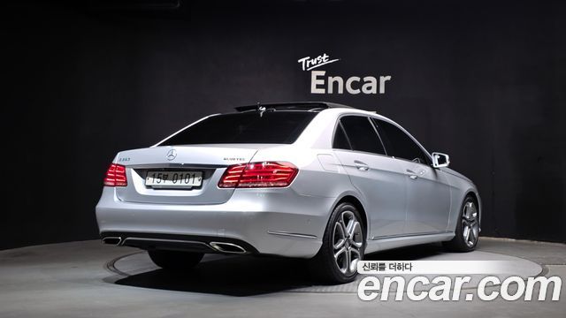 Mercedes-Benz E-Class E250 BlueTec 4MATIC AV — пробег 133 331 км — фото 2 из 5