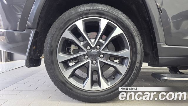Jeep Cherokee 3.6 Overland — пробег 24 800 км — фото 5 из 5
