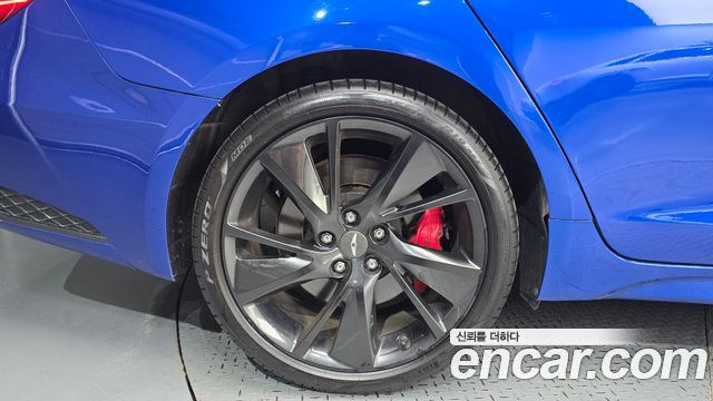 Genesis G70 из Кореи Encar