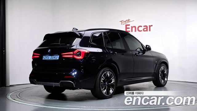 BMW iX3 M Sports — пробег 26 393 км — фото 2 из 5