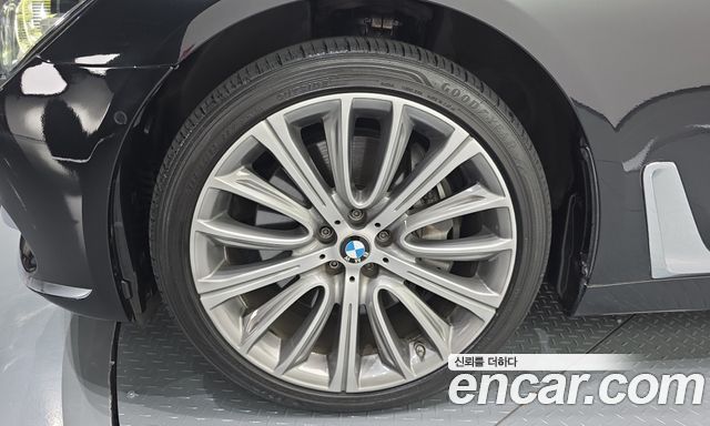 BMW 7-Series из Кореи Encar
